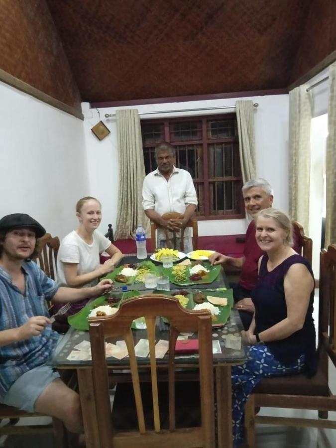 Valentine'S Rice Bowl Home Stay Alappuzha 外观 照片
